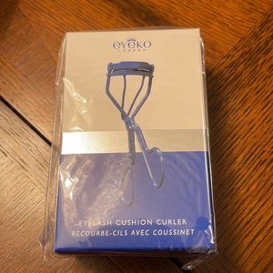 Eyeko London - Eyelash Cushion Curler ⚡️1 for 5, 3 for 10⚡️